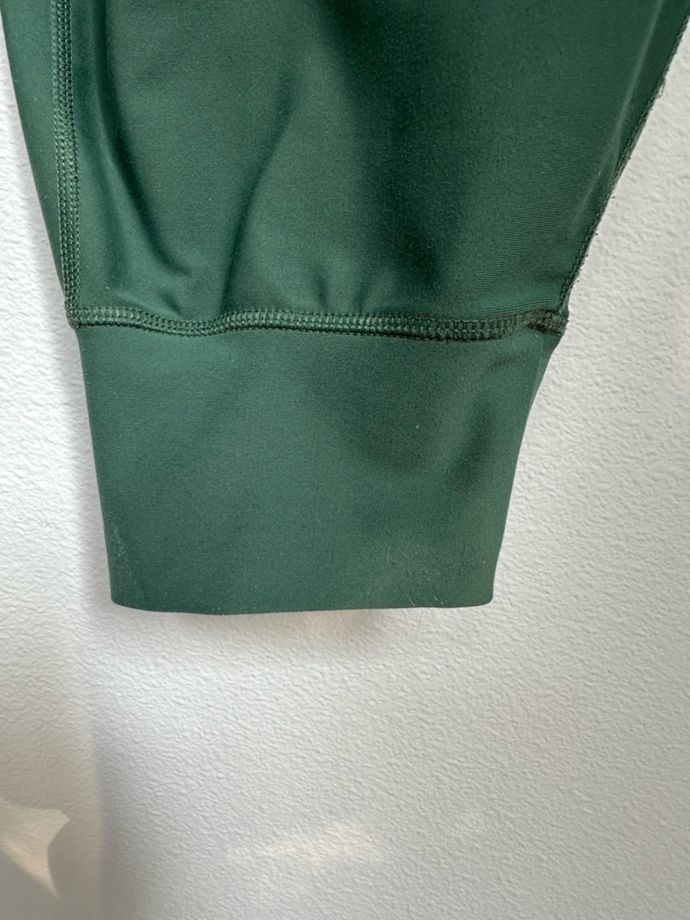 Old Navy Active POWERSOFT Hi-Rise leggings Go-Dry XXL w/pockets and jogger cuff - Picture 2 of 5
